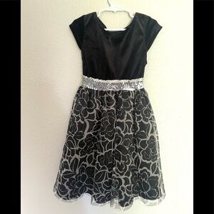 HOLIDAY EDITIONS girls black sparkly sequin holiday party dress size small 6/6X